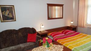 Image with missing alt attribute found on azylpromilence.com.cz