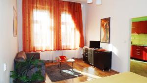 Image with missing alt attribute found on azylpromilence.com.cz