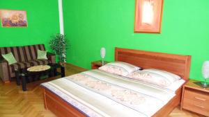 Image with missing alt attribute found on azylpromilence.com.cz