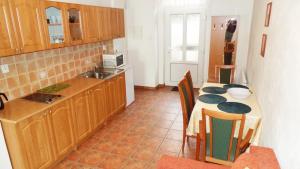 Image with missing alt attribute found on azylpromilence.com.cz