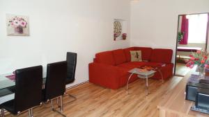 Image with missing alt attribute found on azylpromilence.com.cz