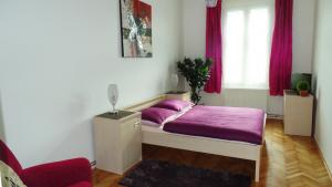 Image with missing alt attribute found on azylpromilence.com.cz