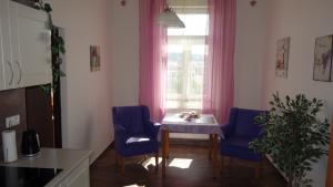 Image with missing alt attribute found on azylpromilence.com.cz