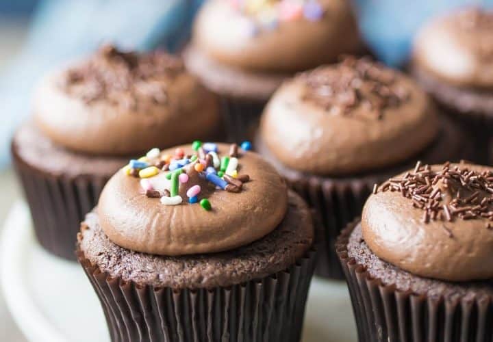 Simply Perfect Chocolate Cupcakes: the chocolaty-est cupcake you'll ever sink your teeth into! These are moist, soft, and so simple to make in just one bowl. food desserts cupcakes