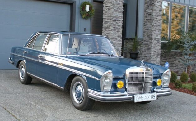 Image with missing alt attribute found on barnfinds.com