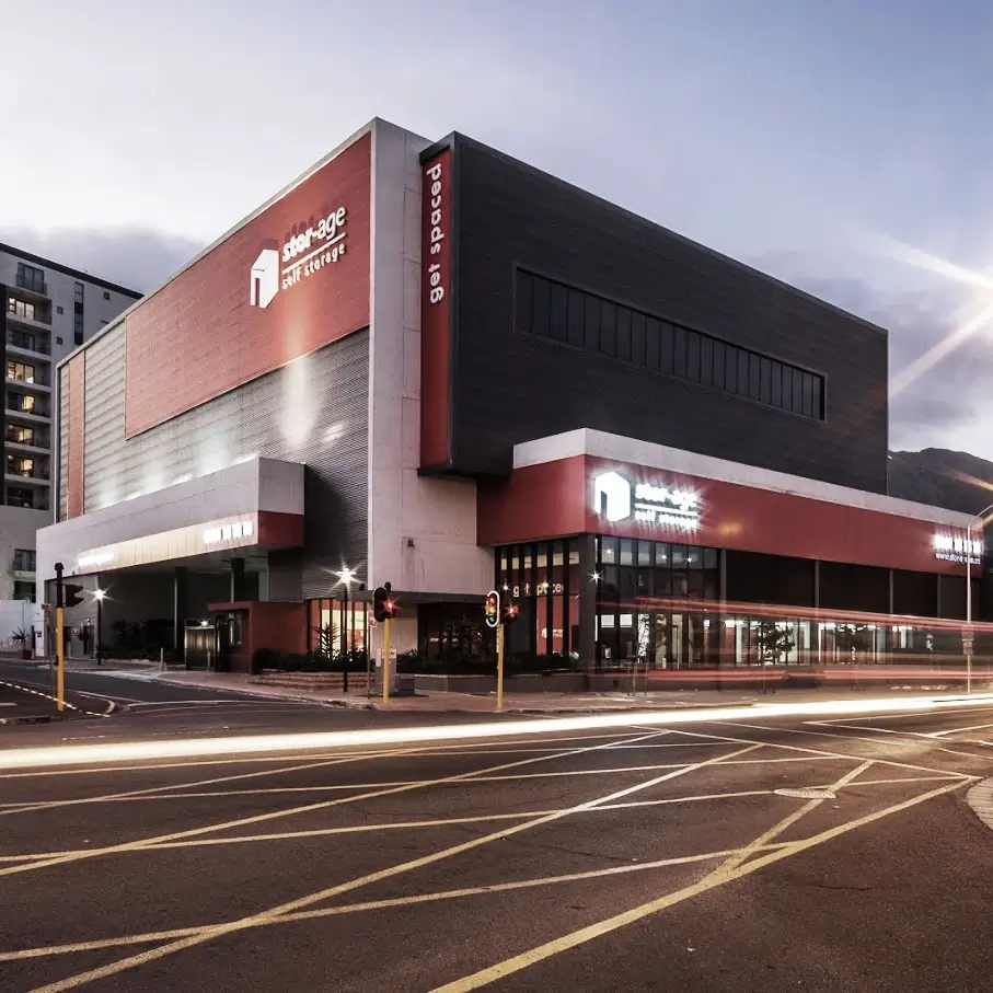 Image with missing alt attribute found on besearchable.io