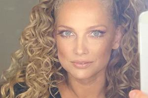 Joanna Liszowska pokazała się bez makijażu. Fani patrzą na jej i oczy i dopytują: Płakałaś? Aktorka wyjaśniła, o co chodzi