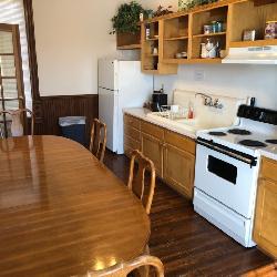 Image with missing alt attribute found on estatesale.com