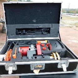 Cen-Tech Self-leveling Laser Level Set like New