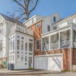 Image with missing alt attribute found on estatesale.com