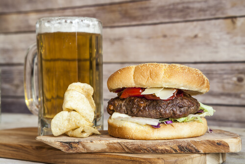 Image with missing alt attribute found on billionairequiz.com