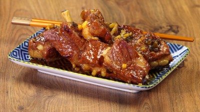 Costine di maiale glassate cinesi