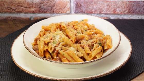 Penne all'arrabbiata con funghi
