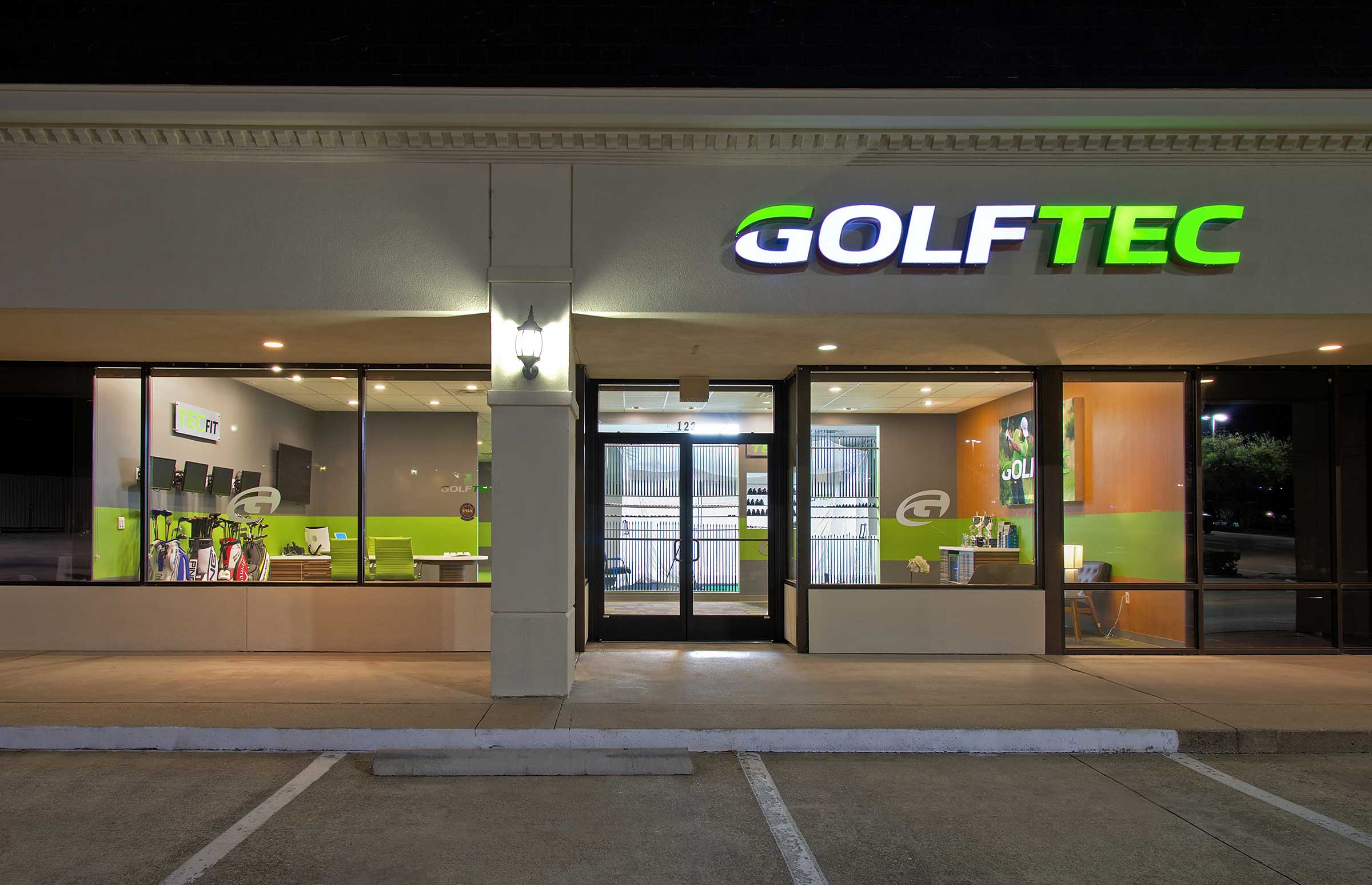 Image with missing alt attribute found on golftec.com
