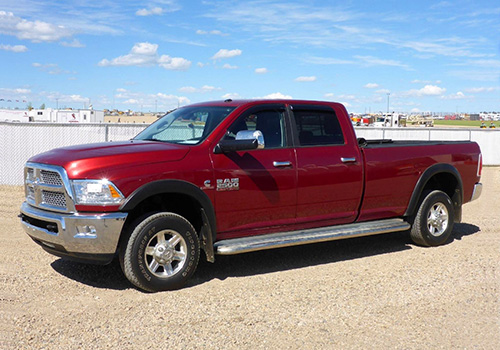 Image with missing alt attribute found on ironplanet.com