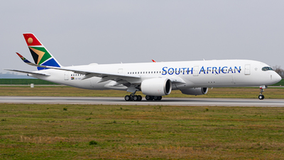 ZS-SDE - Airbus A350-941 - South African Airways