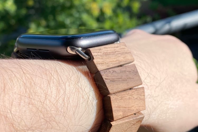 Prise en main du WeWood TRIFT, un bracelet en bois pour AppleWatch