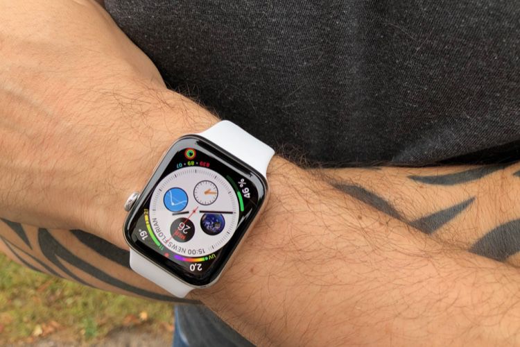 Grosses promos sur les AppleWatch Series4 GPS + cellulaire,  &agrave; partir de 379&euro;