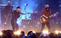 Chris Young and Gavin DeGraw