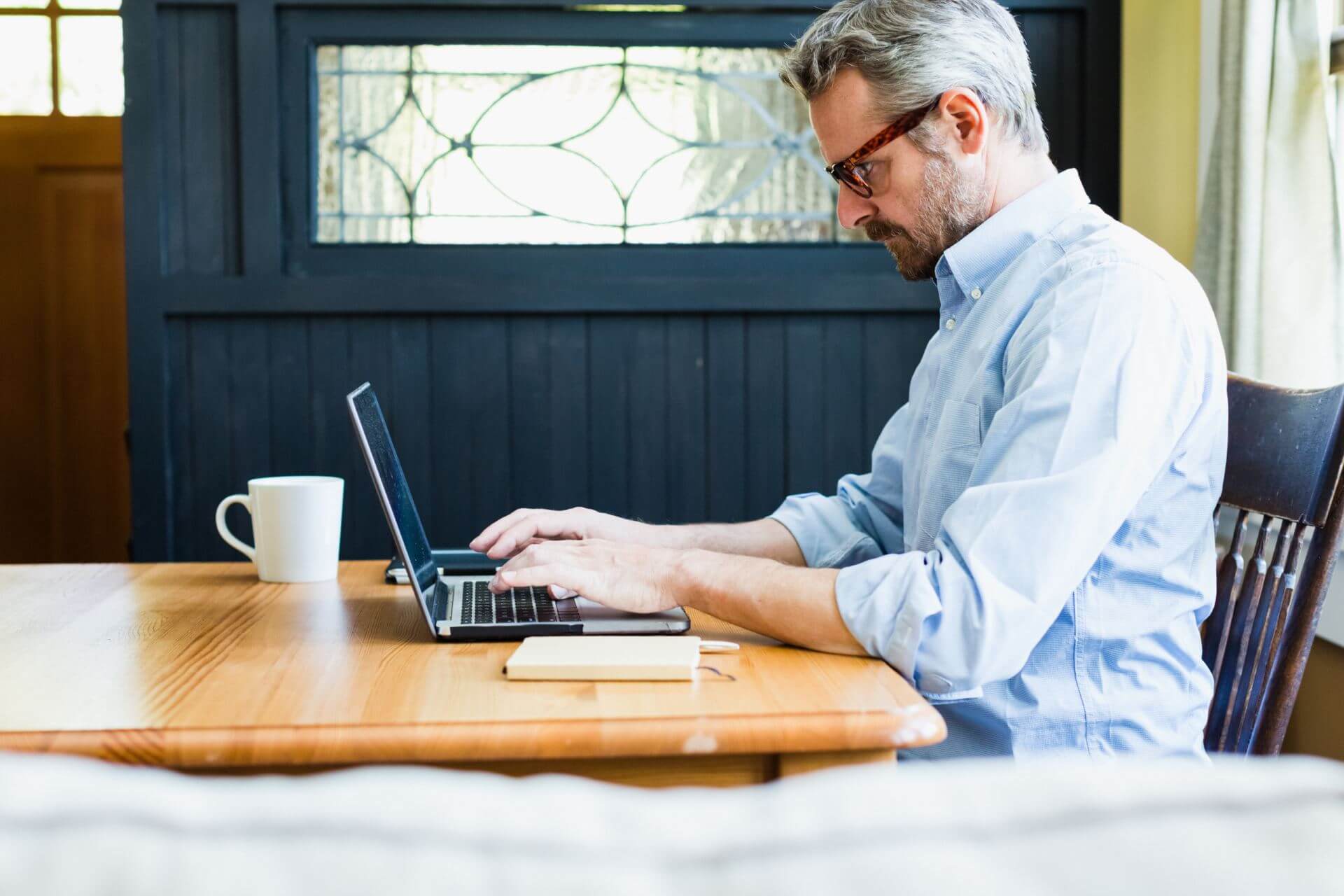 Image with missing alt attribute found on prowritingaid.com