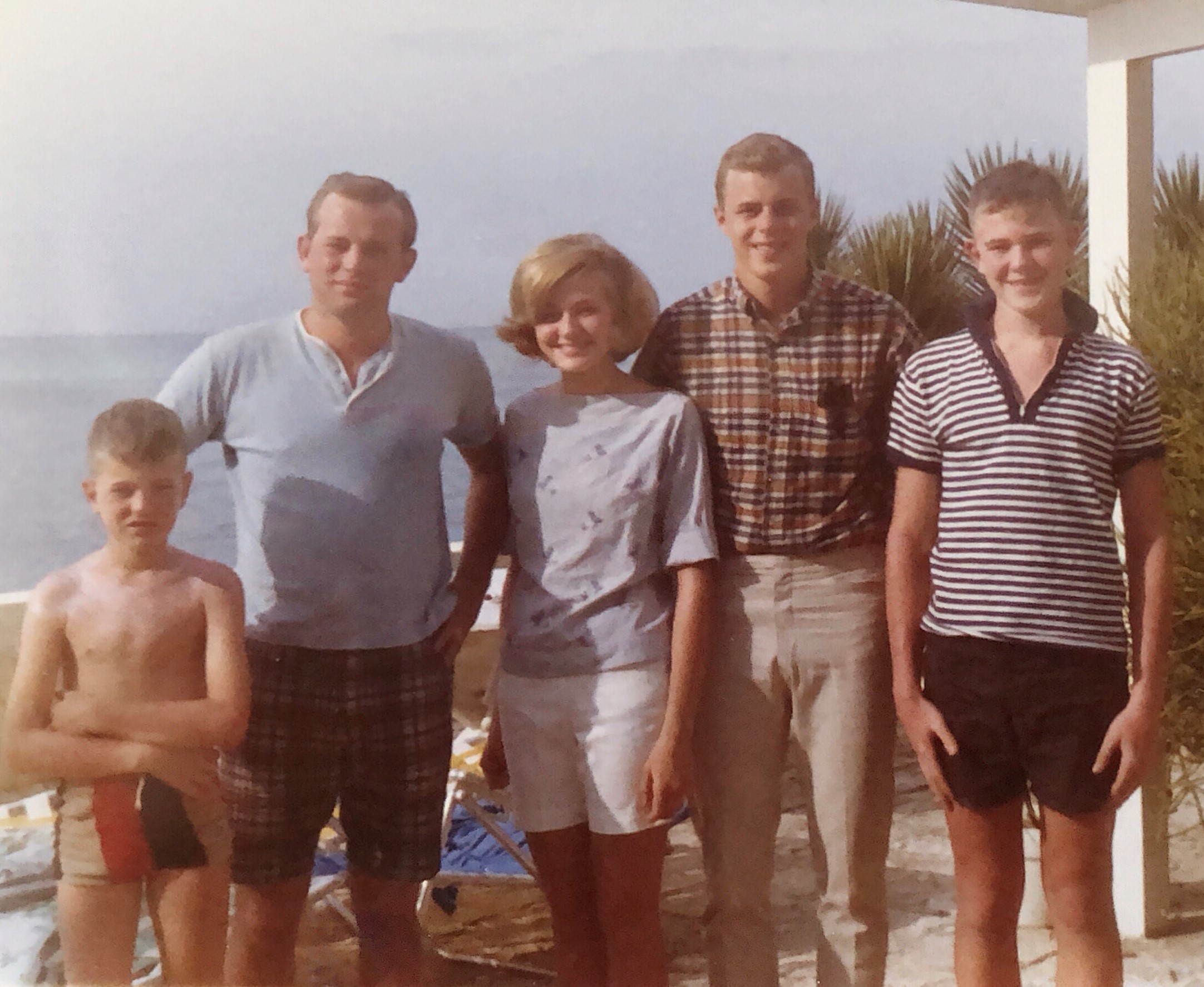 Image with missing alt attribute found on milehighreport.com