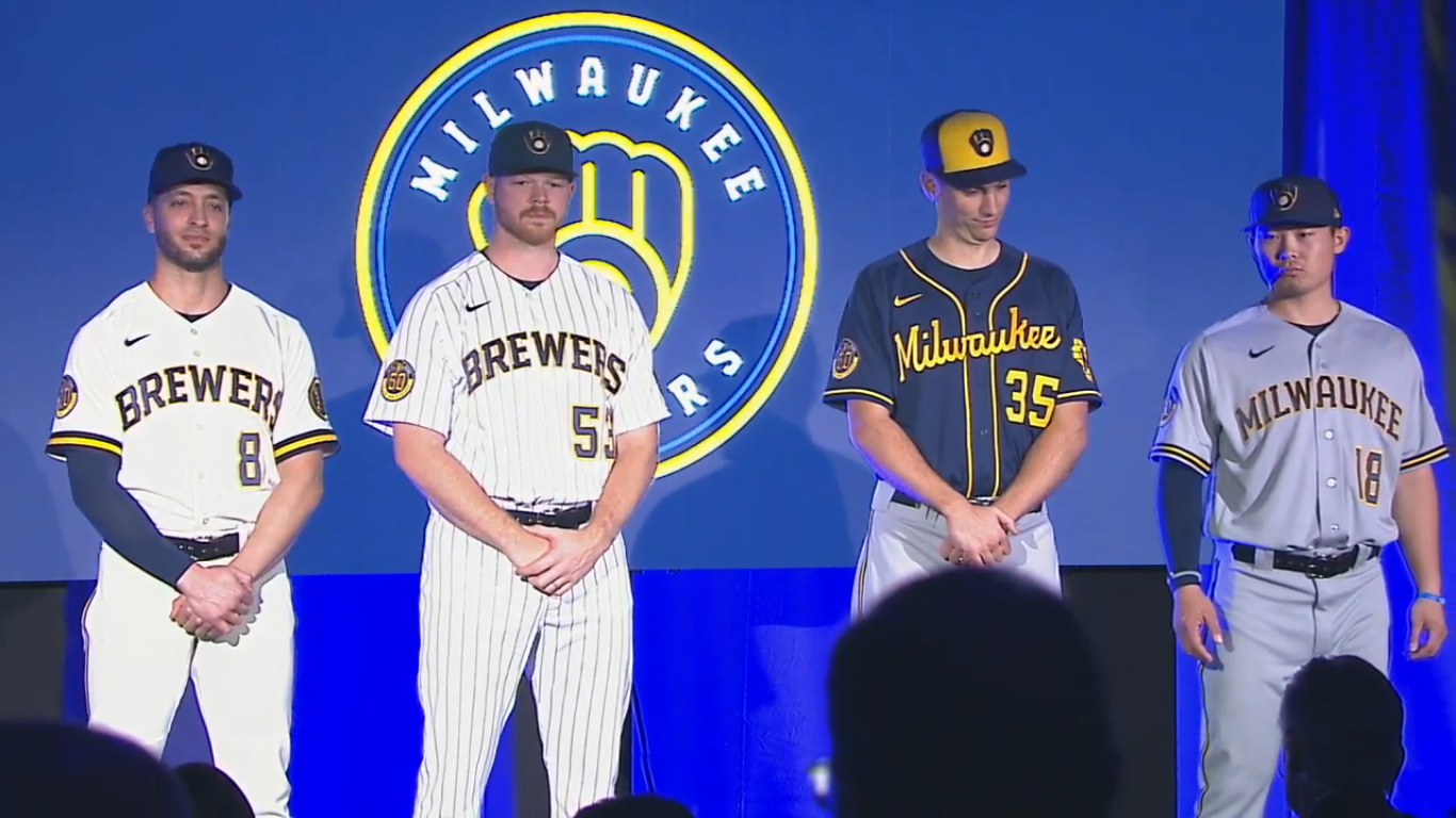 Image with missing alt attribute found on brewcrewball.com