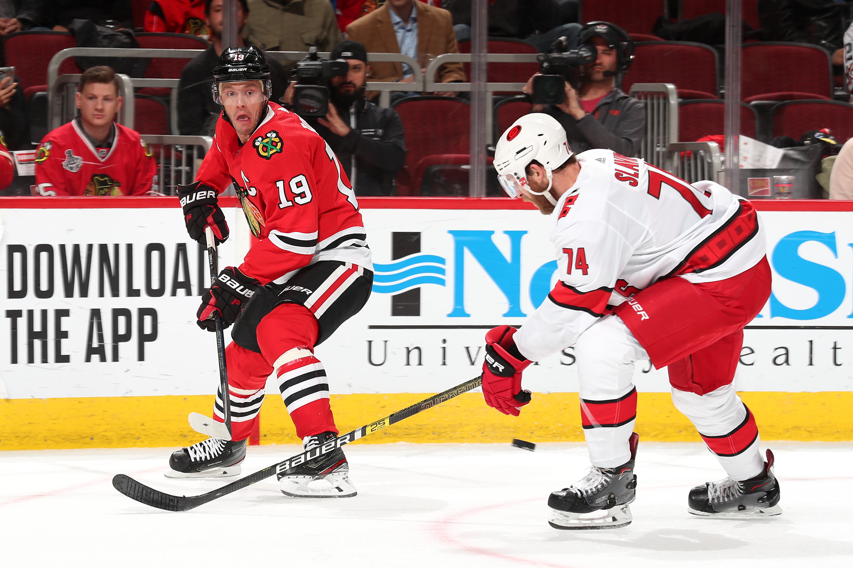 Carolina Hurricanes v Chicago Blackhawks