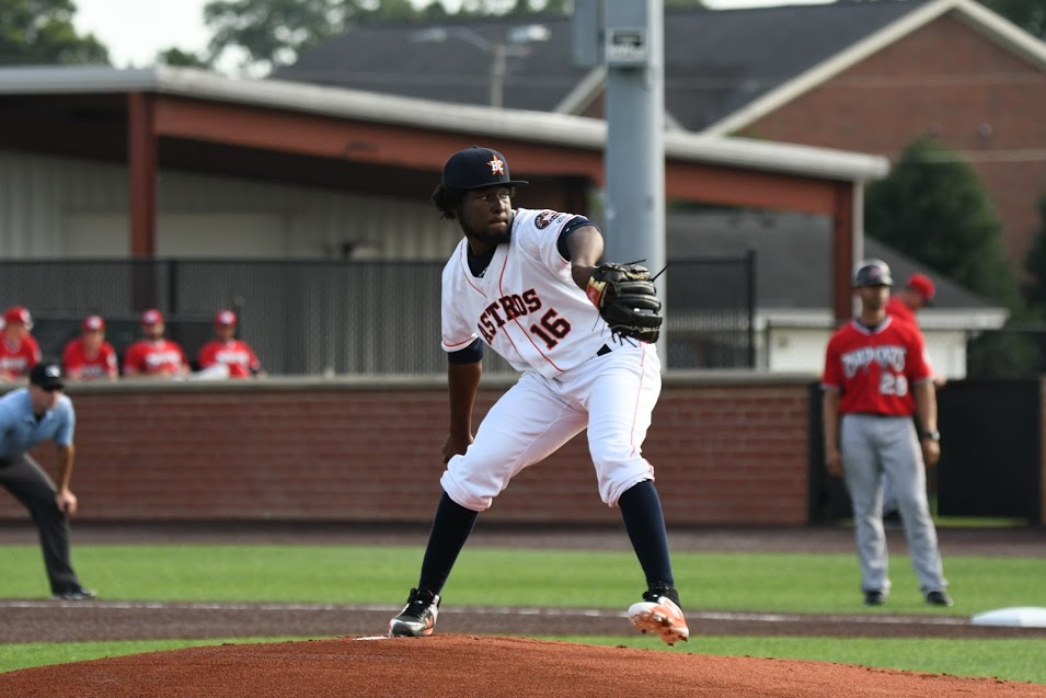 Image with missing alt attribute found on crawfishboxes.com