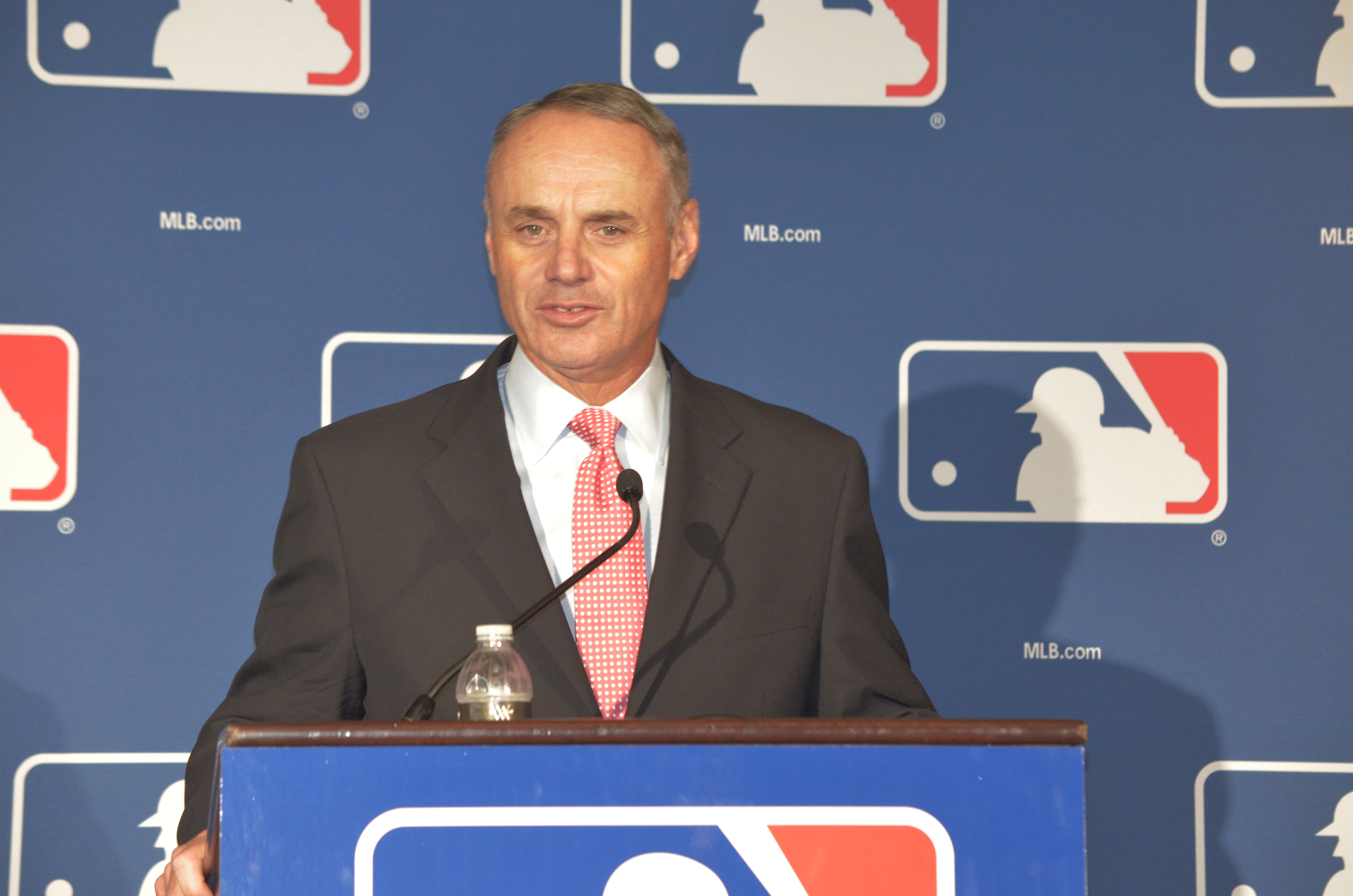 Image with missing alt attribute found on bleedcubbieblue.com