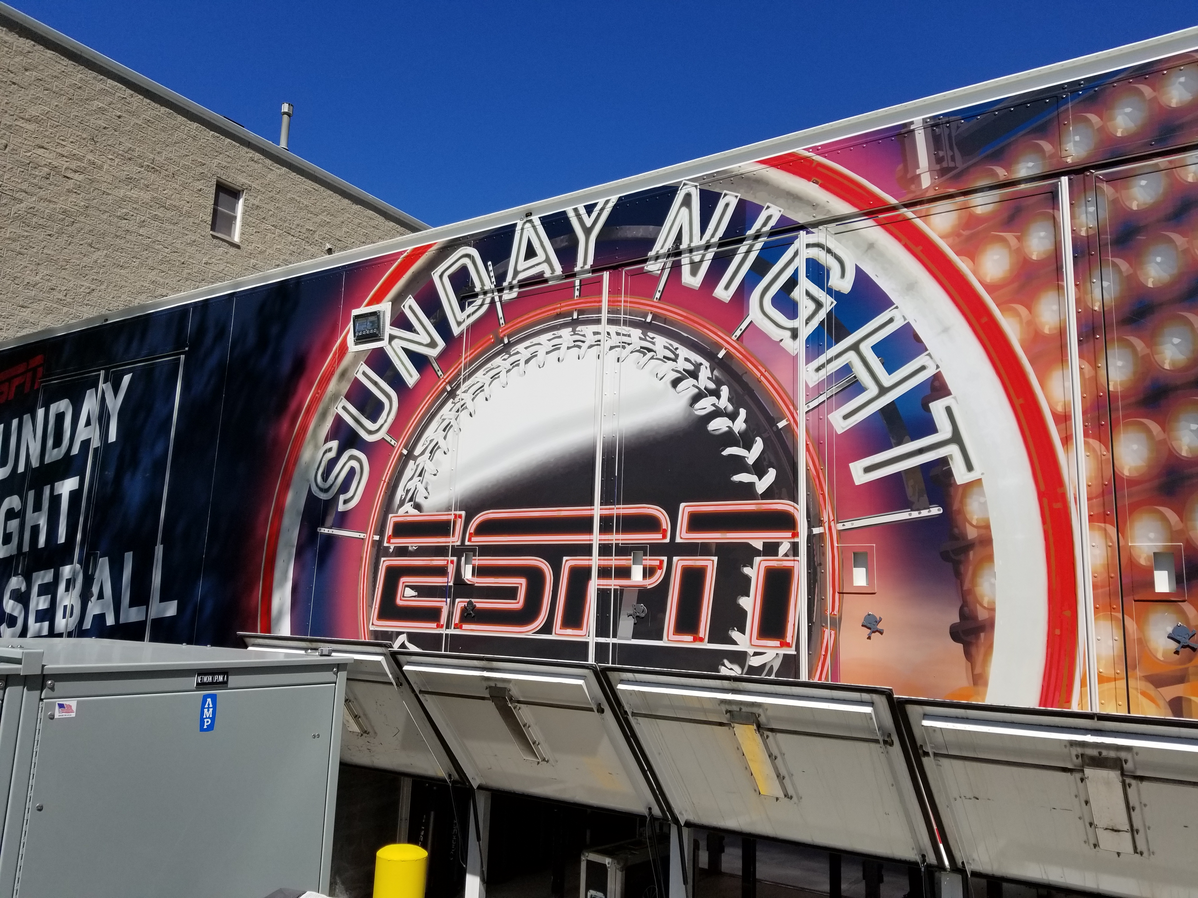 Image with missing alt attribute found on bleedcubbieblue.com