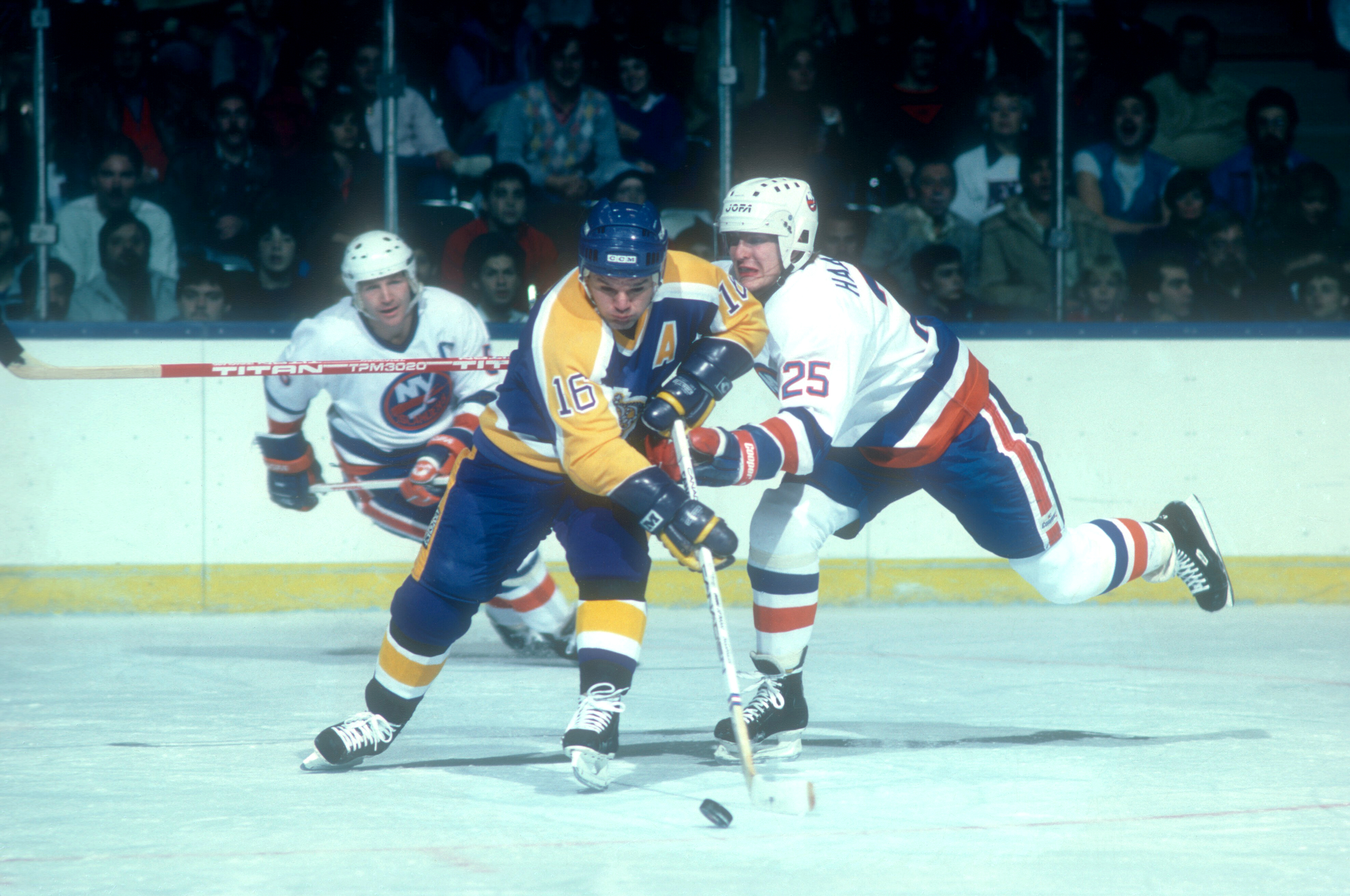 Los Angeles Kings v New York Islanders