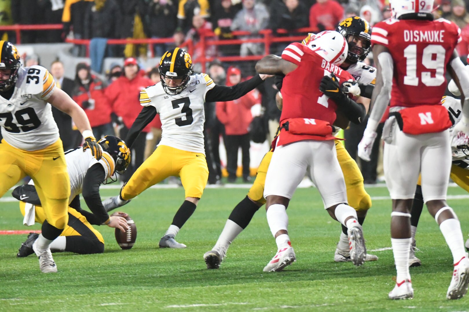 Image with missing alt attribute found on blackheartgoldpants.com