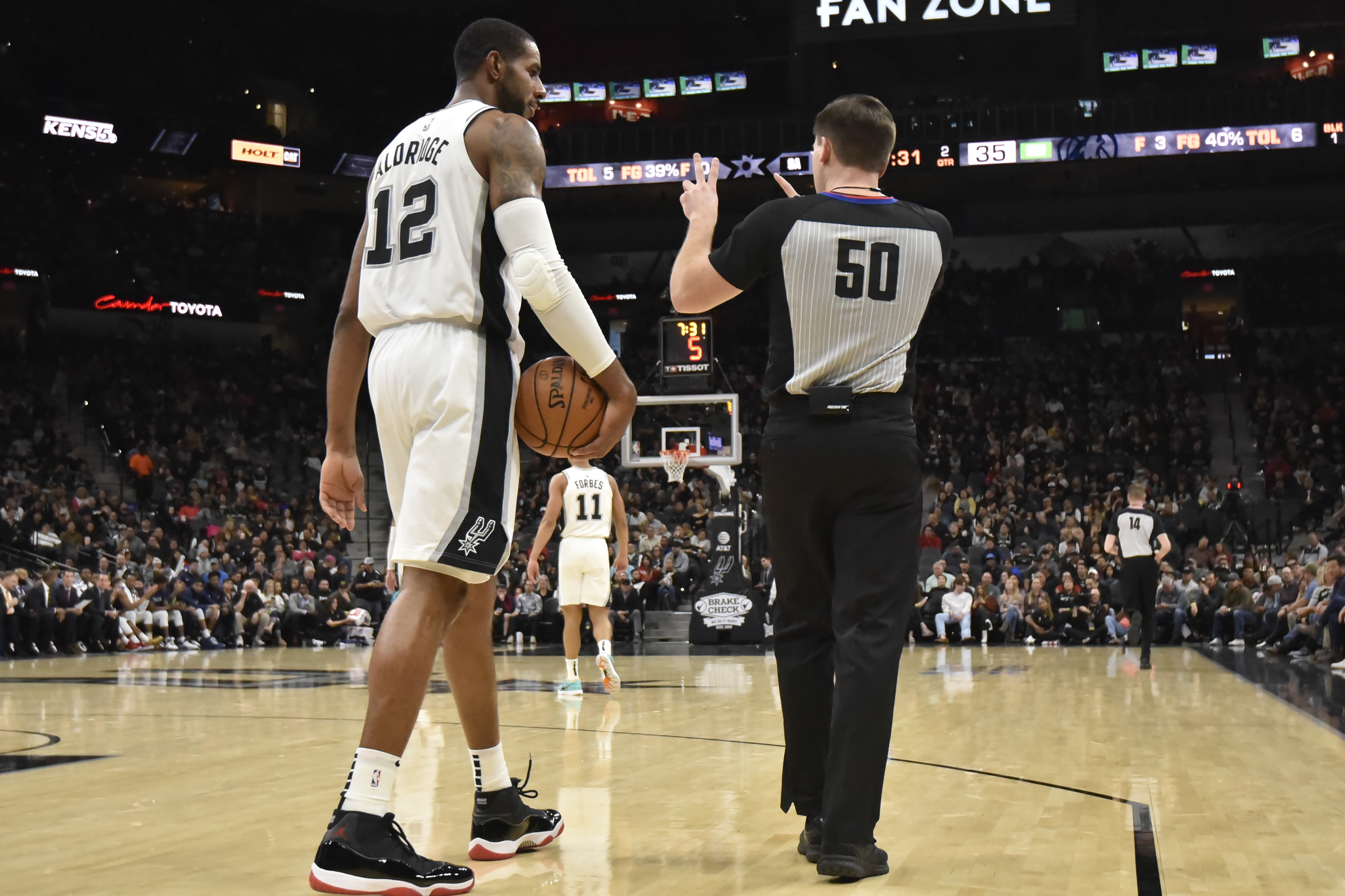 NBA: Minnesota Timberwolves at San Antonio Spurs