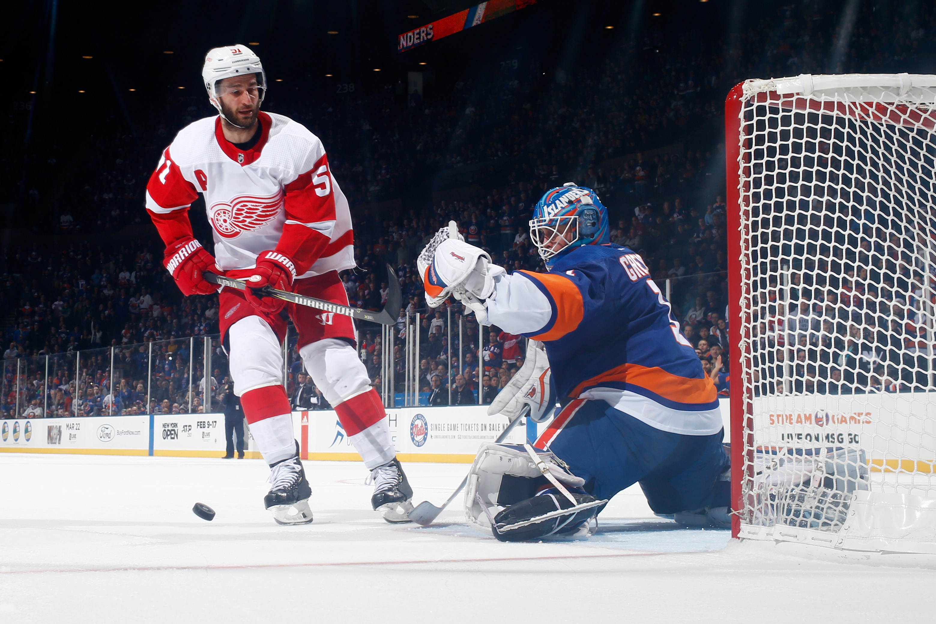 Detroit Red Wings v New York Islanders