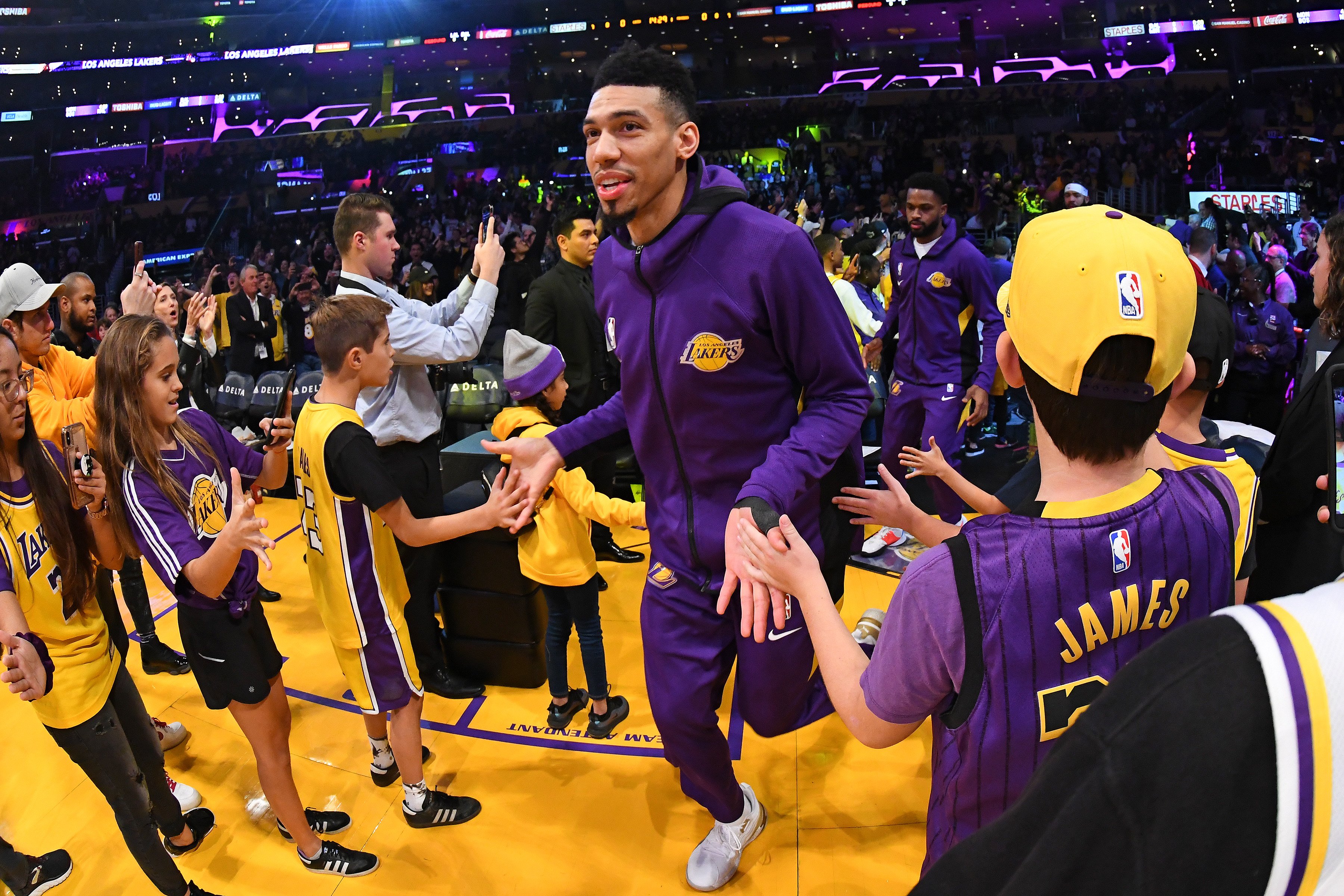 Dallas Mavericks v Los Angeles Lakers