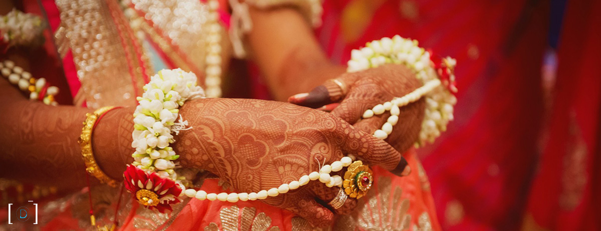 Image with missing alt attribute found on thebridalbox.com