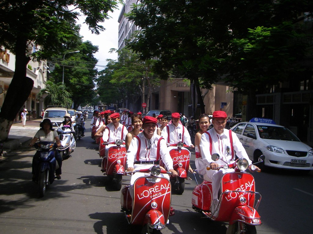 roadshow xe vespa
