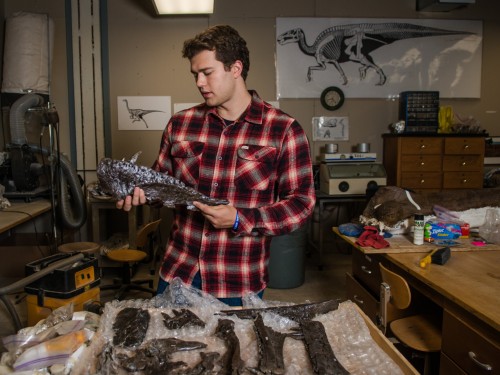 Image with missing alt attribute found on cord.edu