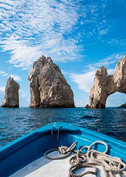 Image with missing alt attribute found on vivaaerobus.com