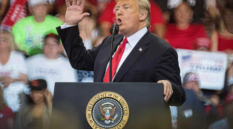 En reporte para juiciopol&iacute;tico, acusan a Trump de soborno