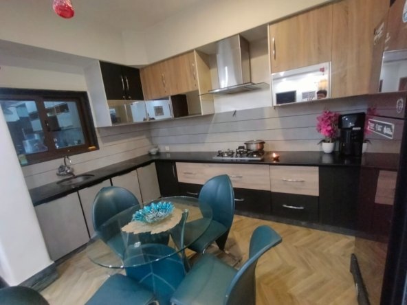 Image with missing alt attribute found on crystalpakistan.com