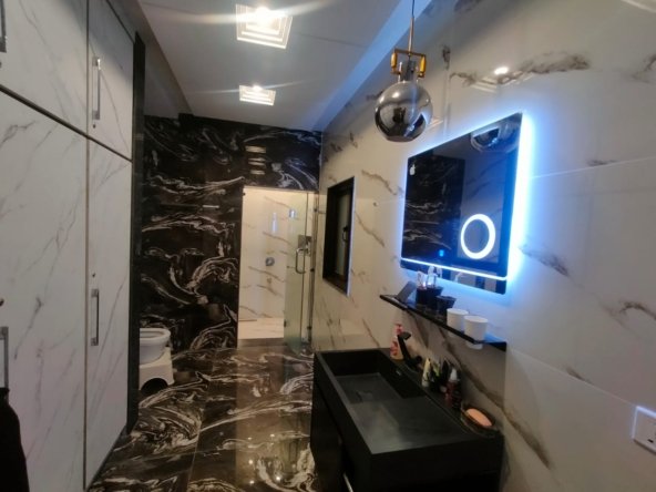 Image with missing alt attribute found on crystalpakistan.com