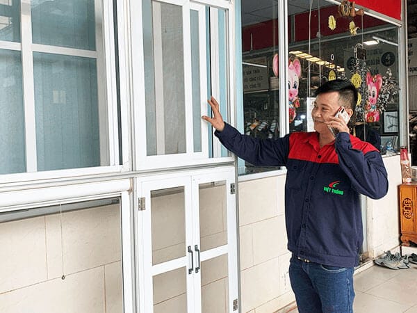 Image with missing alt attribute found on cualuoivietthong.vn