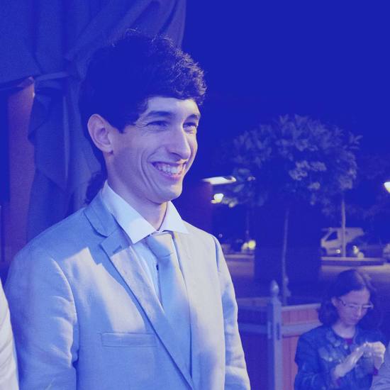 Image with missing alt attribute found on kickresume.com