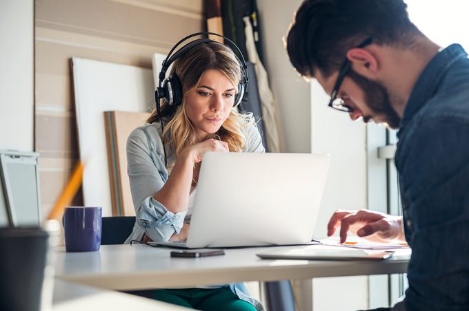 Image with missing alt attribute found on bisk.com