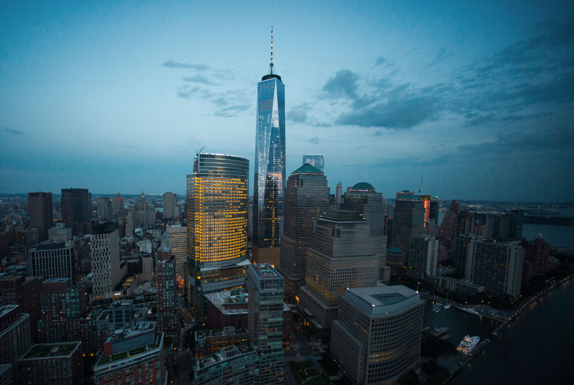 Image with missing alt attribute found on bnef.com