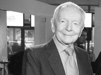 Nie żyje polski MacGyver, autor kultowego programu "Zr&oacute;b to sam" Informację o śmierci Adama Słodowego potwierdziła jego żona