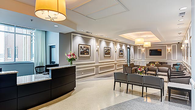 Image with missing alt attribute found on derick.com