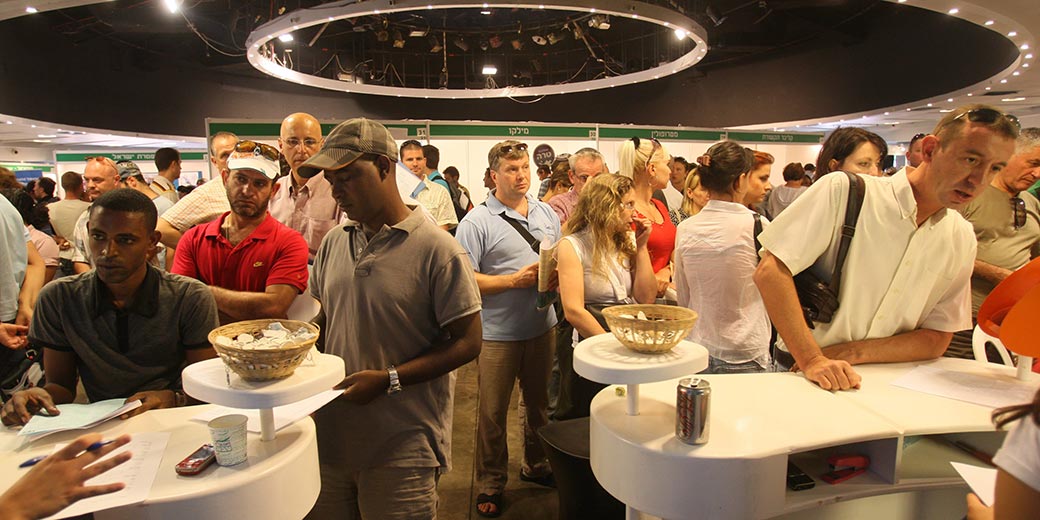 Image with missing alt attribute found on zahav.ru