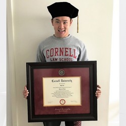 Image with missing alt attribute found on diplomaframe.com